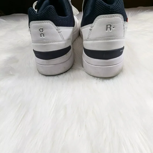 On Running On Cloud The Roger Advantage Color White Midnight Size 13